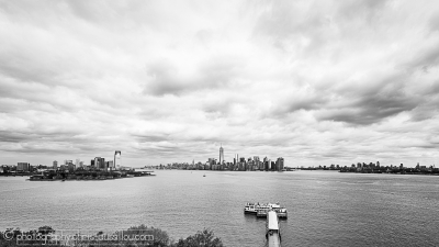 14b-Manhattan depuis Liberty Island-2-183-N&B-S©.jpg