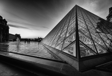  9 - Louvre2014 - 3907 - N&B - ©S.jpg
